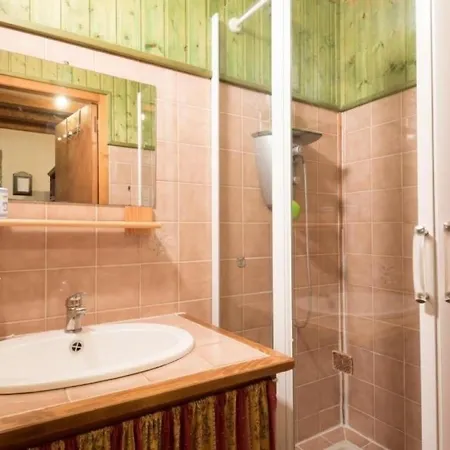 Holiday home House La Fontaine De Triol Echevis